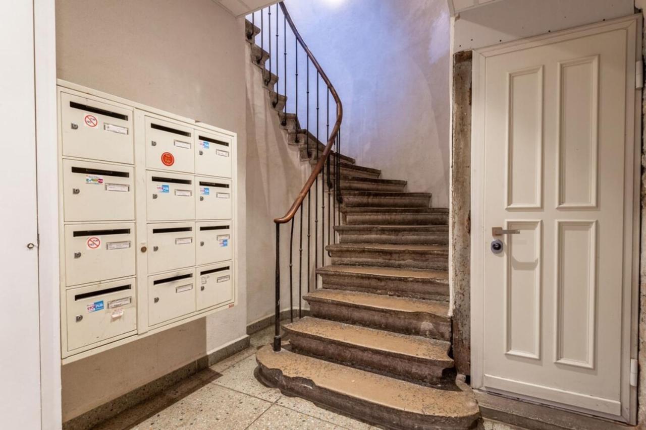 Reflet Des Alpes Furnished Flat Leilighet Annecy Eksteriør bilde